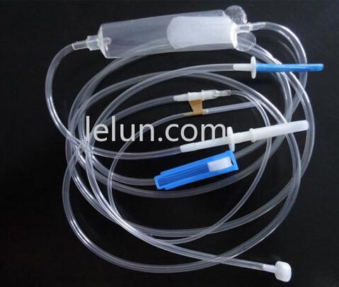 一(yī)次性使用(yòng)輸血器(qì)